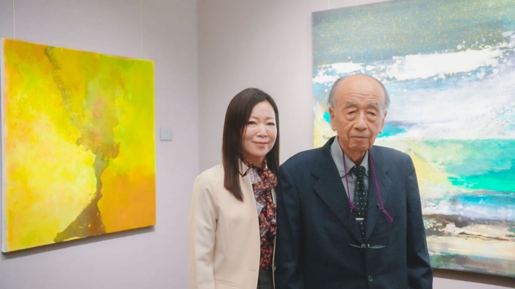 水墨と油彩を融合する：在日女性画家李焱 水墨と油彩を融合する：在日